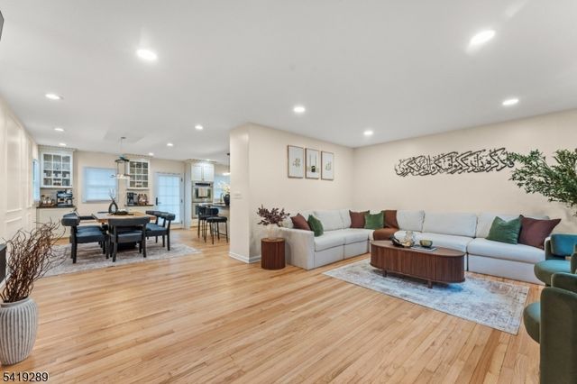 163 La Rue Rd, West Milford Twp., NJ 07435