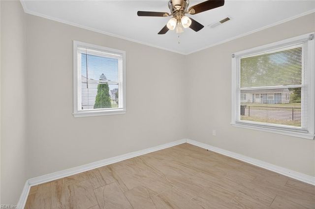 824 79th ST, Newport News, VA 23605