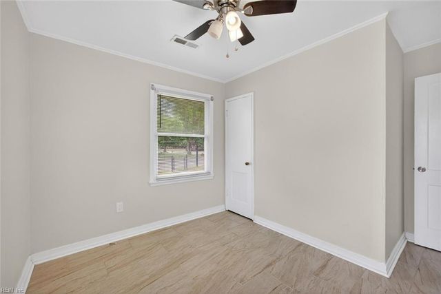 824 79th ST, Newport News, VA 23605
