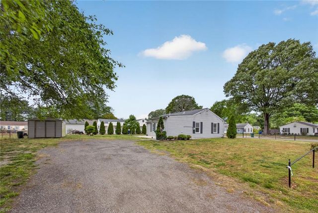 824 79th ST, Newport News, VA 23605