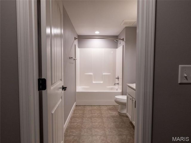 3436 Dakota Drive, Belleville, IL 62221