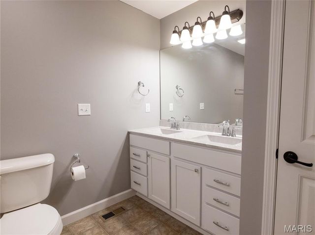 3436 Dakota Drive, Belleville, IL 62221