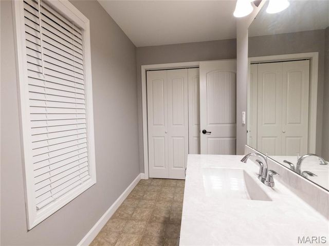 3436 Dakota Drive, Belleville, IL 62221