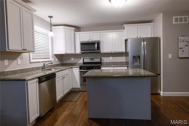 3436 Dakota Drive, Belleville, IL 62221