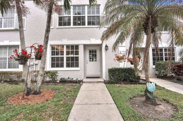 234 Foxtail Drive E, Greenacres, FL 33415