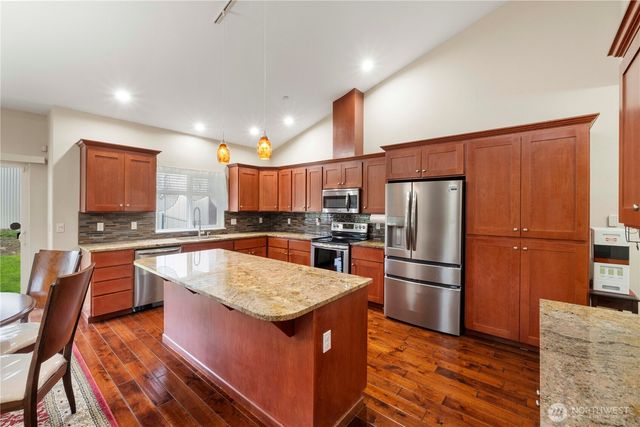 25804 101st Avenue E, Graham, WA 98338