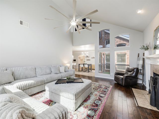 13827 Plum Valley Drive, Frisco, TX 75033