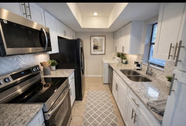 4328 AQUA VISTA DRIVE B, Orlando, FL 32839