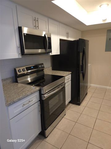 4328 AQUA VISTA DRIVE B, Orlando, FL 32839