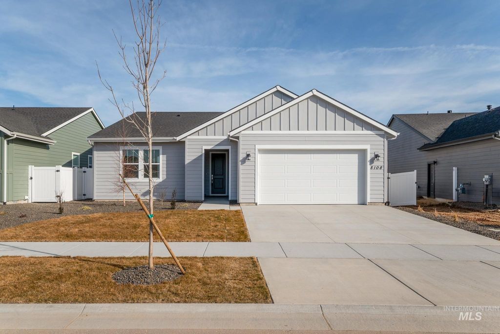8633 W Millcreek Dr, Star, ID 83669