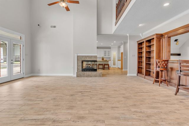 2470 N REID HOOKER RD, Eads, TN 38028