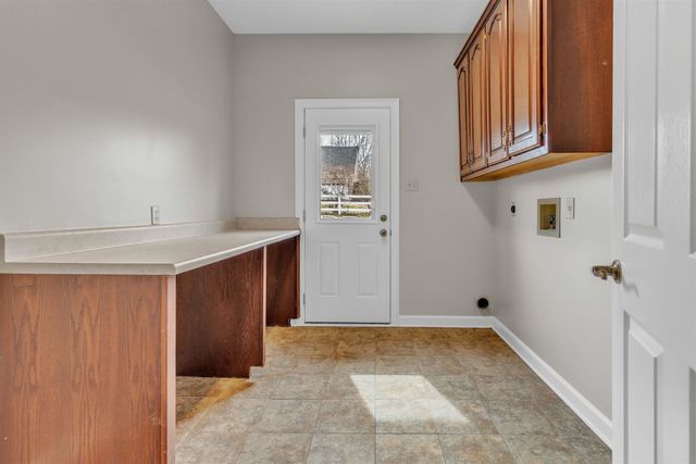 2470 N REID HOOKER RD, Eads, TN 38028