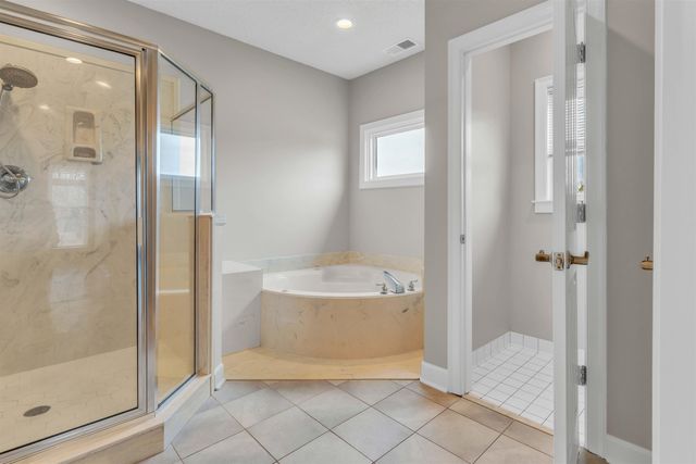 2470 N REID HOOKER RD, Eads, TN 38028