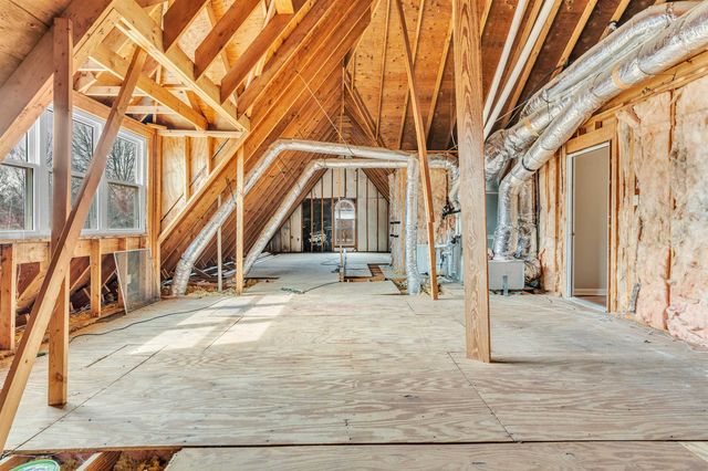 2470 N REID HOOKER RD, Eads, TN 38028