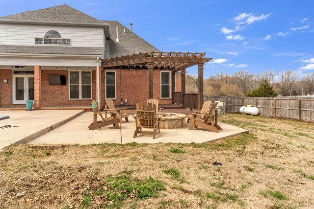 2470 N REID HOOKER RD, Eads, TN 38028