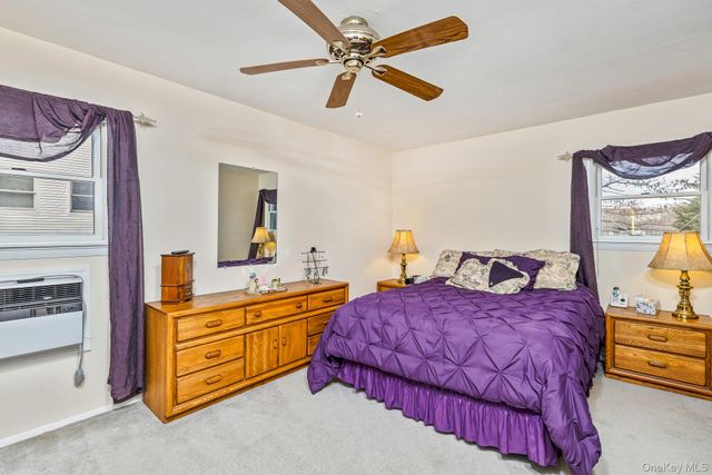 173 Fifty Acre Road S, Smithtown, NY 11787