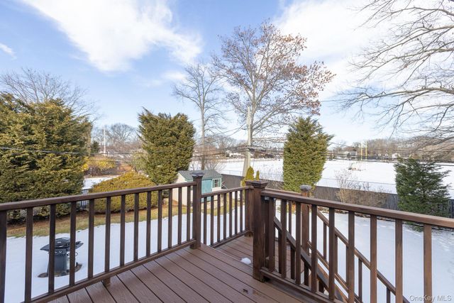 173 Fifty Acre Road S, Smithtown, NY 11787