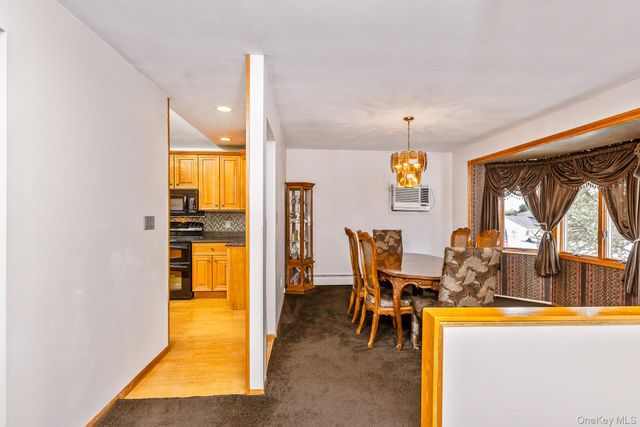 173 Fifty Acre Road S, Smithtown, NY 11787