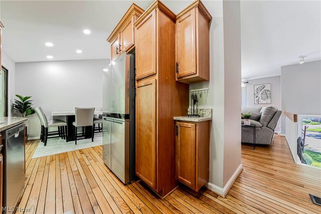 2314 Lyndway Road, Beachwood, OH 44122