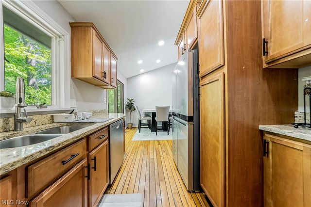 2314 Lyndway Road, Beachwood, OH 44122