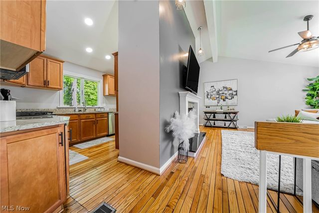2314 Lyndway Road, Beachwood, OH 44122