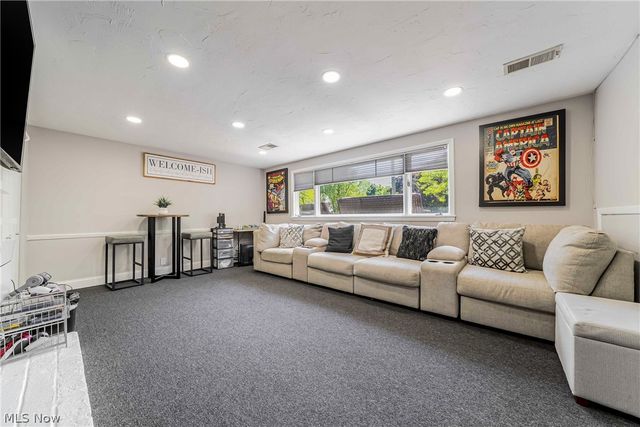 2314 Lyndway Road, Beachwood, OH 44122