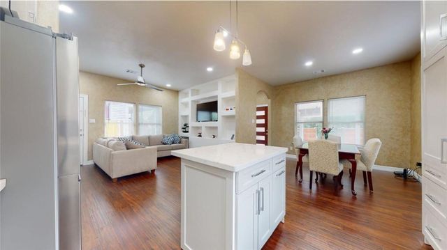 426 Middle Street, Houston, TX 77003