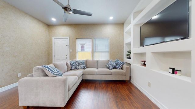 426 Middle Street, Houston, TX 77003