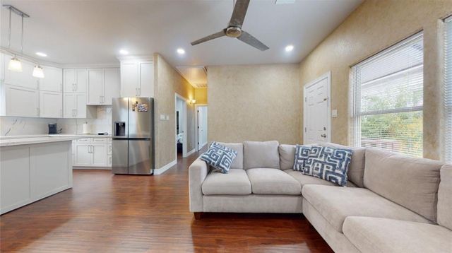 426 Middle Street, Houston, TX 77003