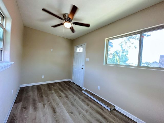 426 Middle Street, Houston, TX 77003