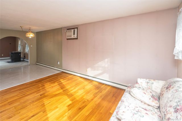 32 Elizabeth Drive, Hopewell Junction, NY 12533