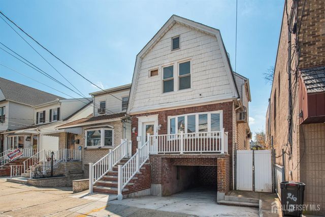 136 W 56th Street, Bayonne, NJ 07002
