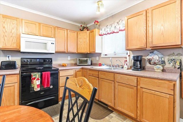 1727 W 19th Avenue, Arkdale, WI 54613