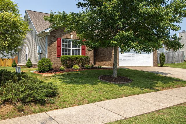 2057 Red Jacket Trce, Spring Hill, TN 37174