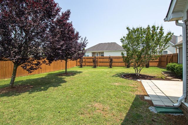 2057 Red Jacket Trce, Spring Hill, TN 37174