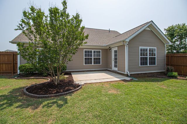 2057 Red Jacket Trce, Spring Hill, TN 37174