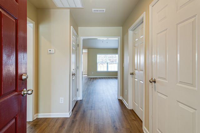 2057 Red Jacket Trce, Spring Hill, TN 37174