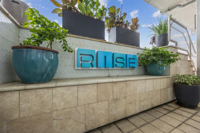 2000 Bagby Street 7414, Houston, TX 77002