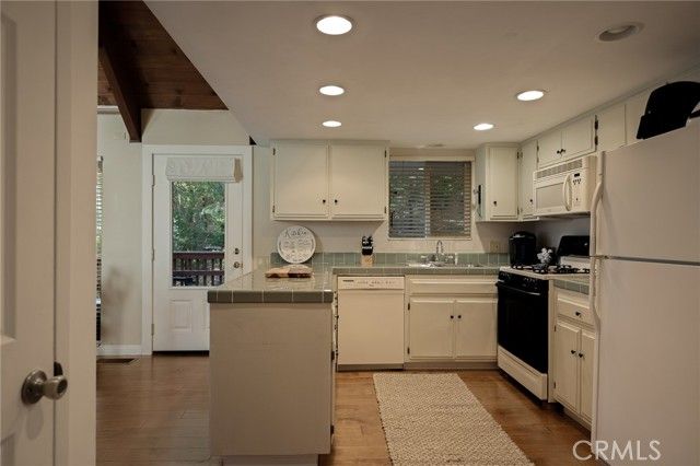 831 Nadelhorn, Lake Arrowhead, CA 92352