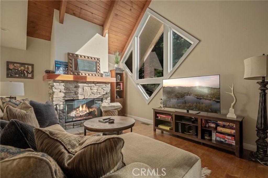 831 Nadelhorn, Lake Arrowhead, CA 92352