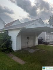 330 coal Garage, Lehighton Boro, PA 18235