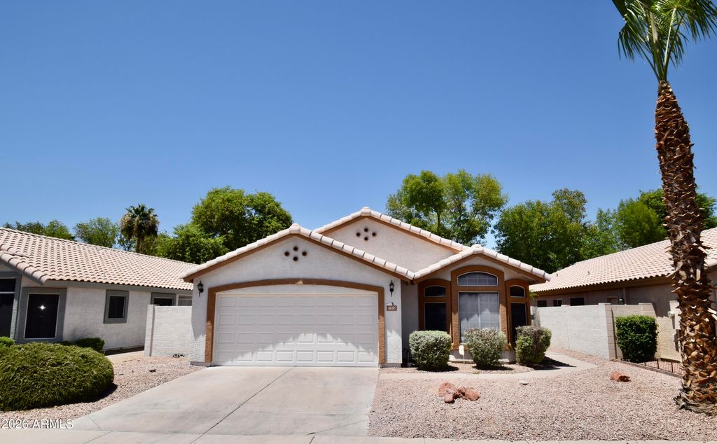 1670 W GAIL Drive, Chandler, AZ 85224 — exterior