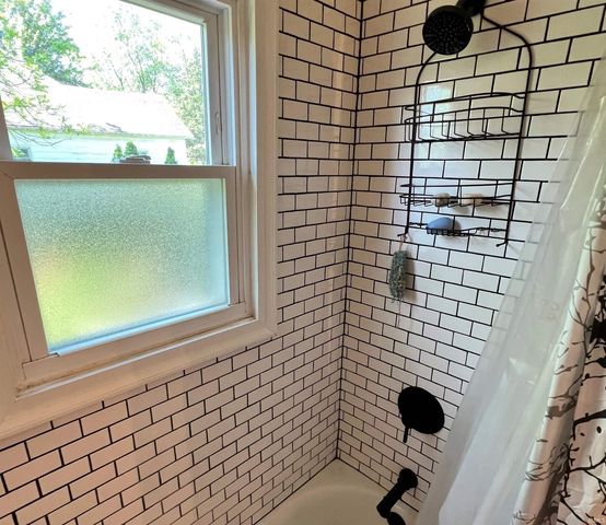 1209 S Madison Street, Bloomington, IN 47403