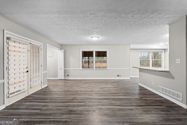 96 Poplar Road, Newnan, GA 30263