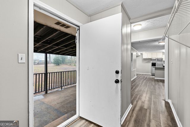 96 Poplar Road, Newnan, GA 30263