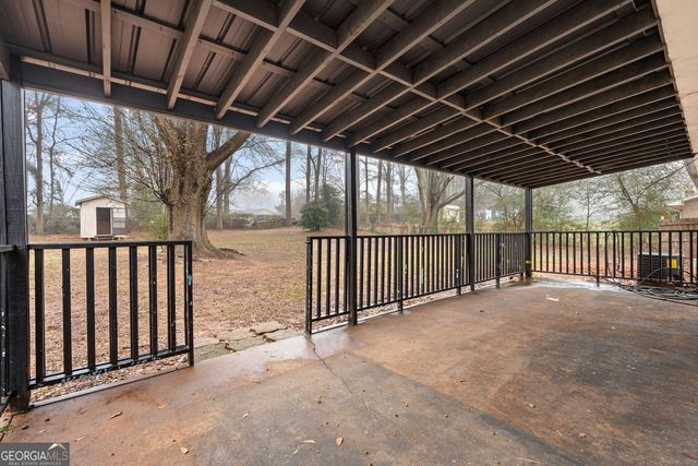 96 Poplar Road, Newnan, GA 30263