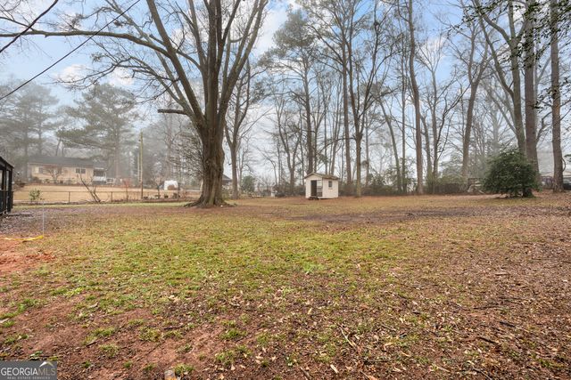 96 Poplar Road, Newnan, GA 30263