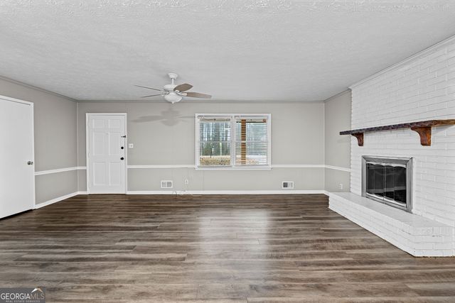 96 Poplar Road, Newnan, GA 30263