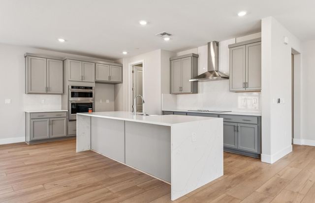 1390 Romey Dr, Lincoln, CA 95648