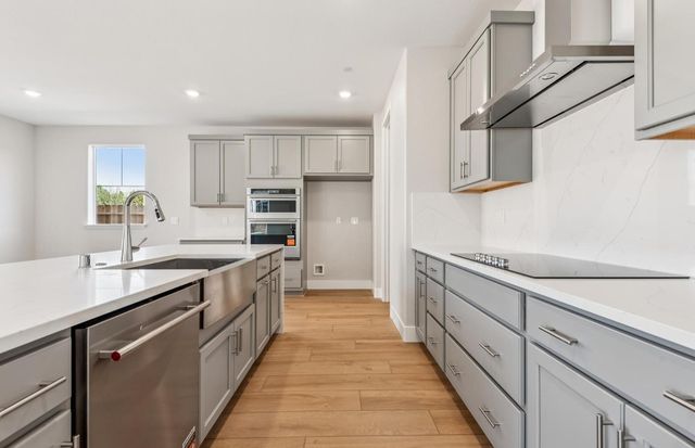 1390 Romey Dr, Lincoln, CA 95648